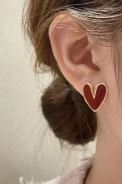 Boucles d’oreilles cœur bordeaux