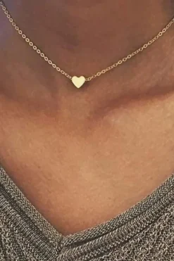 Collier cœur ras de cou