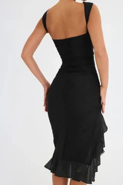 Robe asymétrique drappée élégante
