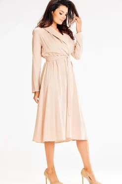 Robe beige habillée