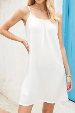 Robe blanche courte ample à bretelles