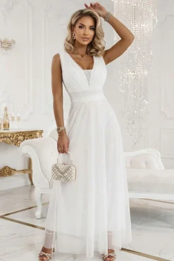 Robe blanche longue en tulle chic