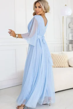 Robe bleue en tulle longue fluide