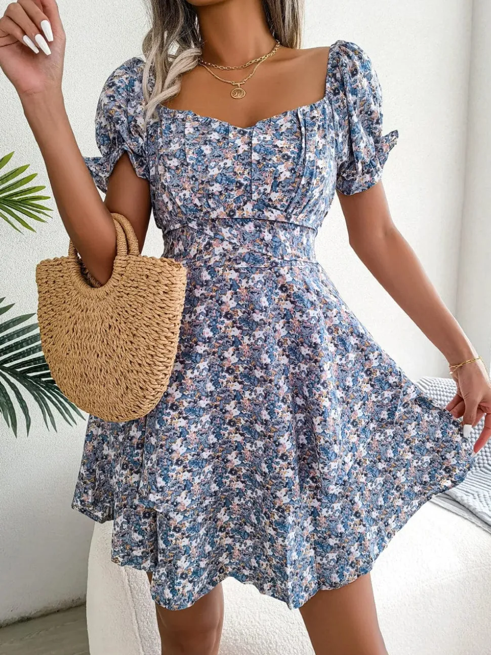 Robe bohème courte fleurie bleue
