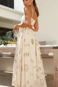 Robe bohème dos nu évasée