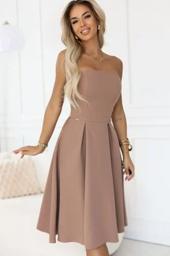Robe bustier beige évasée