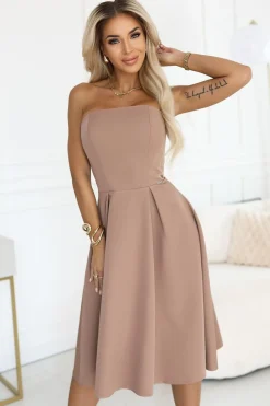 Robe bustier beige évasée