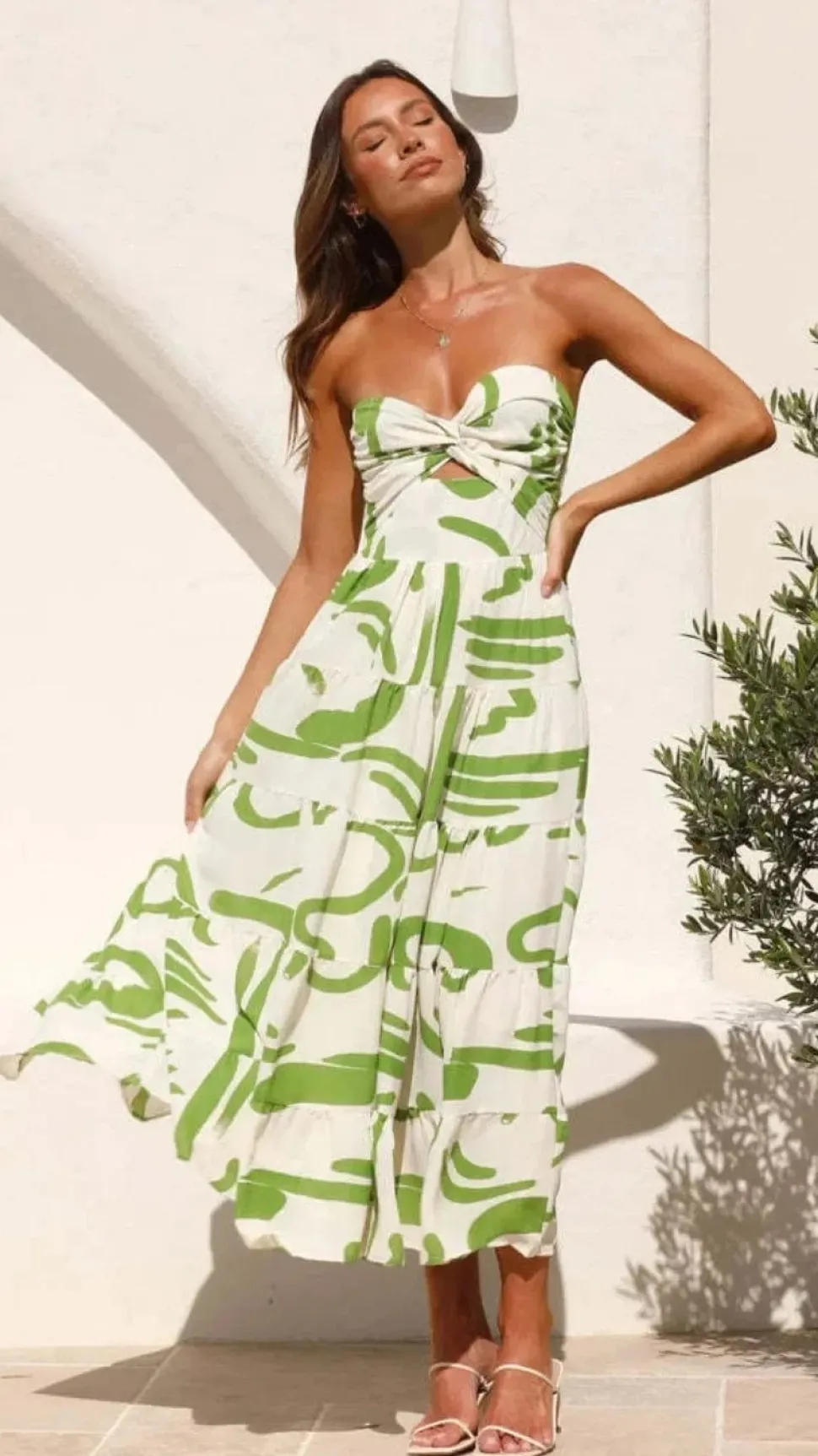 Robe bustier motifs verts midi évasée
