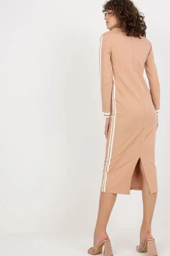 Robe casual beige mi-longue chic
