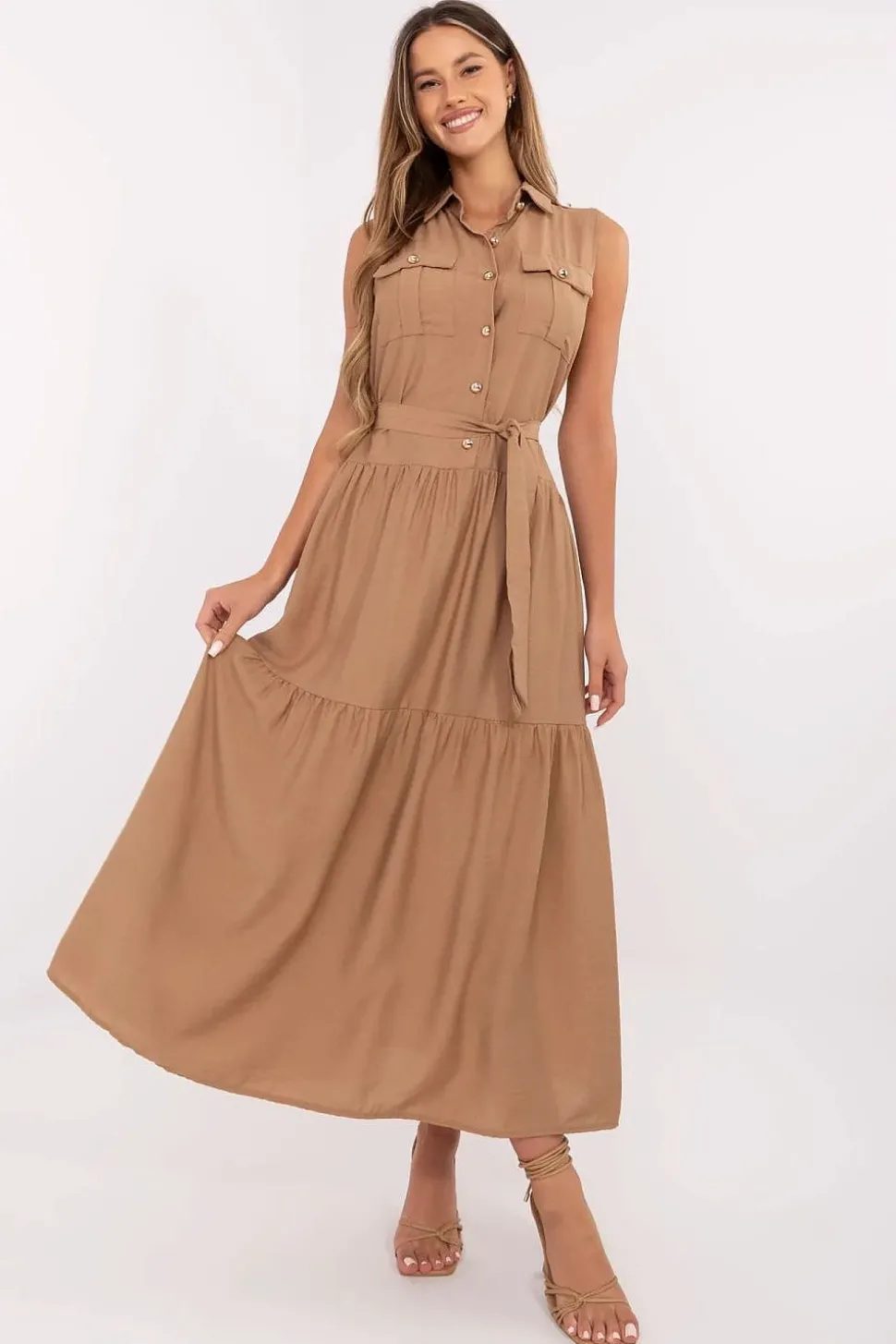 Robe casual midi sans manches ceinturée