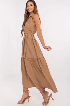 Robe casual midi sans manches ceinturée