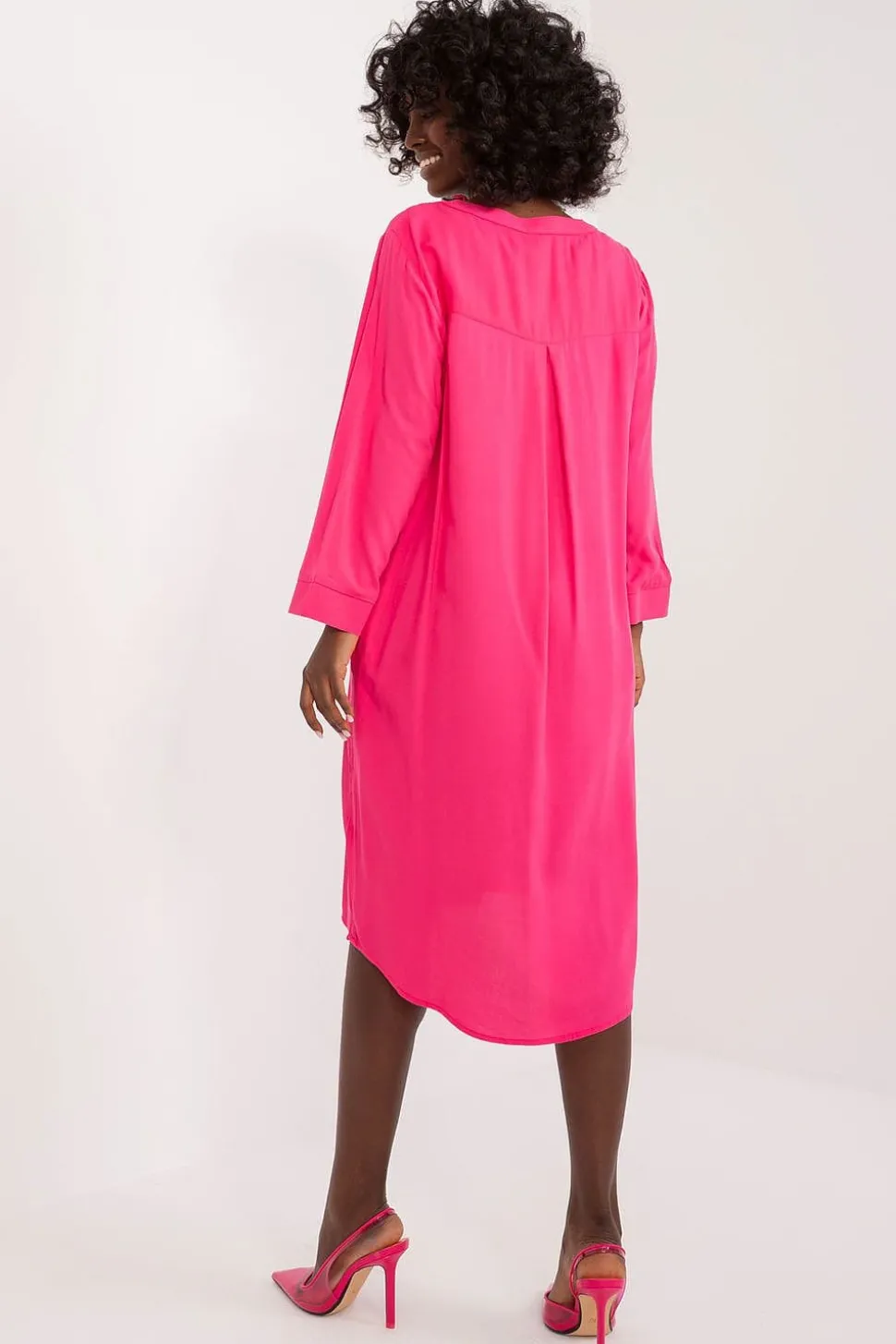 Robe casual rose ample asymétique manches longues