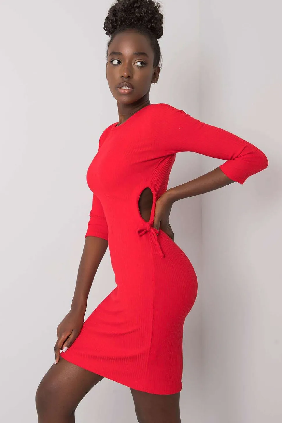 Robe casual rouge moulante courte