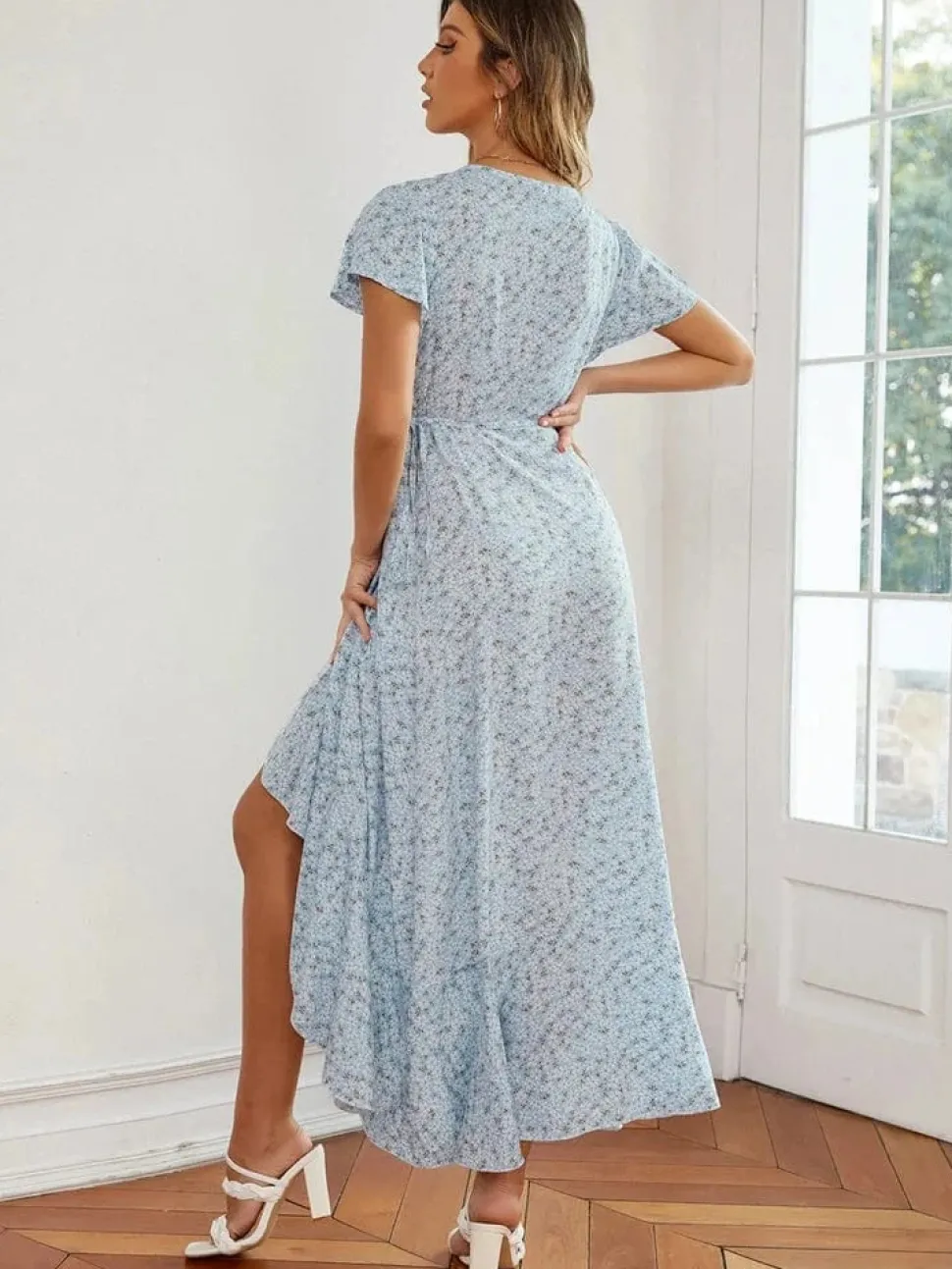 Robe champêtre fleurie été asymétrique