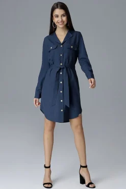 Robe chemise bleue courte et cintrée