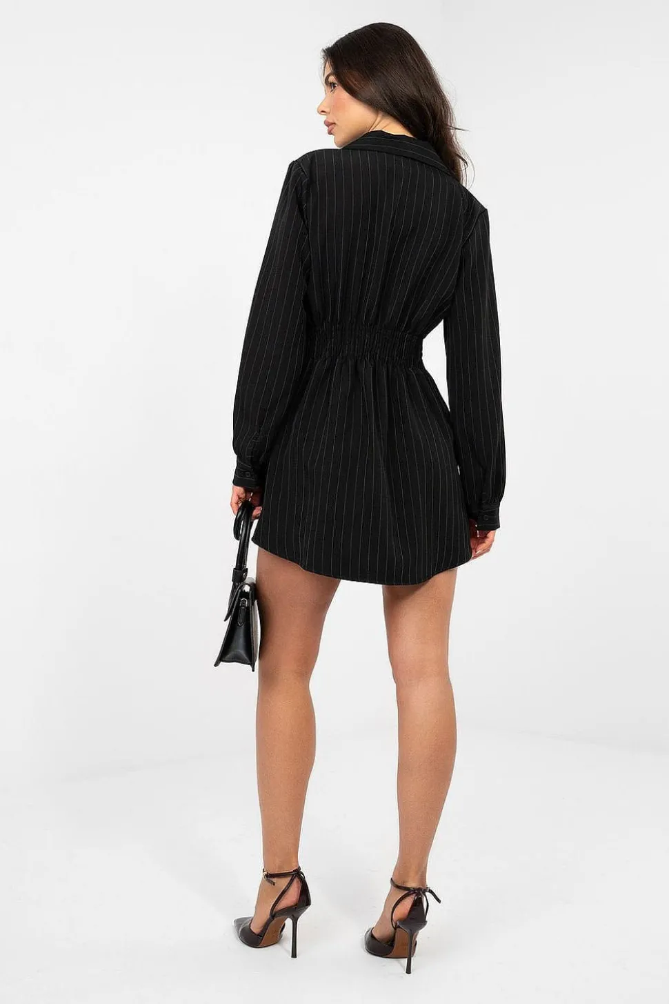 Robe chemise noire courte motif rayé