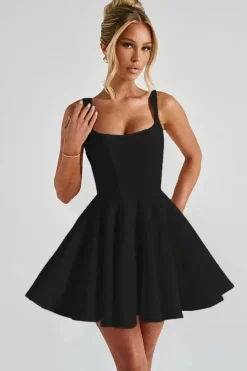 Robe corset courte évasée