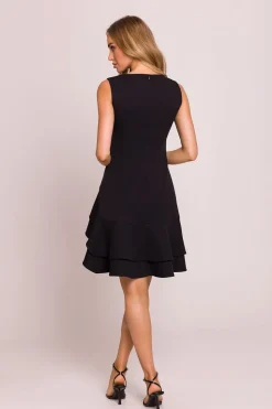 Robe courte asymétrique sans manches