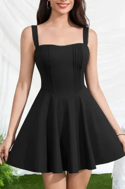 Robe courte corset noire dos lacé