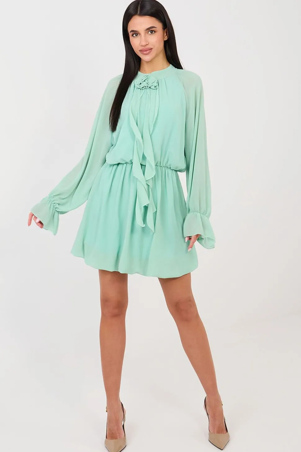 Robe courte fluide vert menthe manches longues