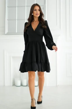 Robe courte évasée manches longues
