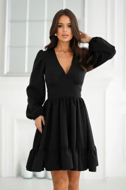 Robe courte évasée manches longues