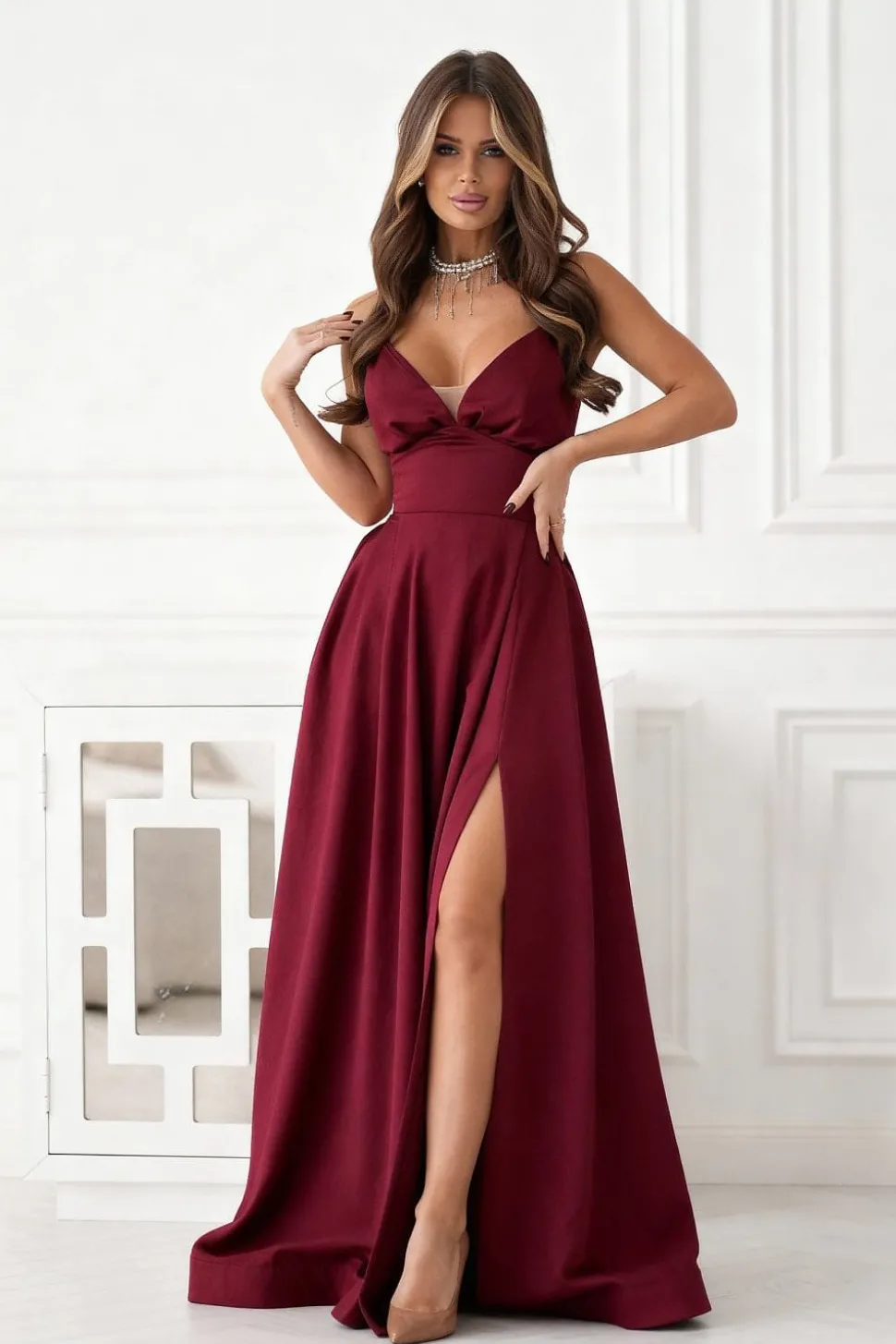 Robe de bal longue fendue bordeaux