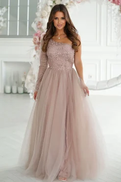 Robe de bal rose poudré