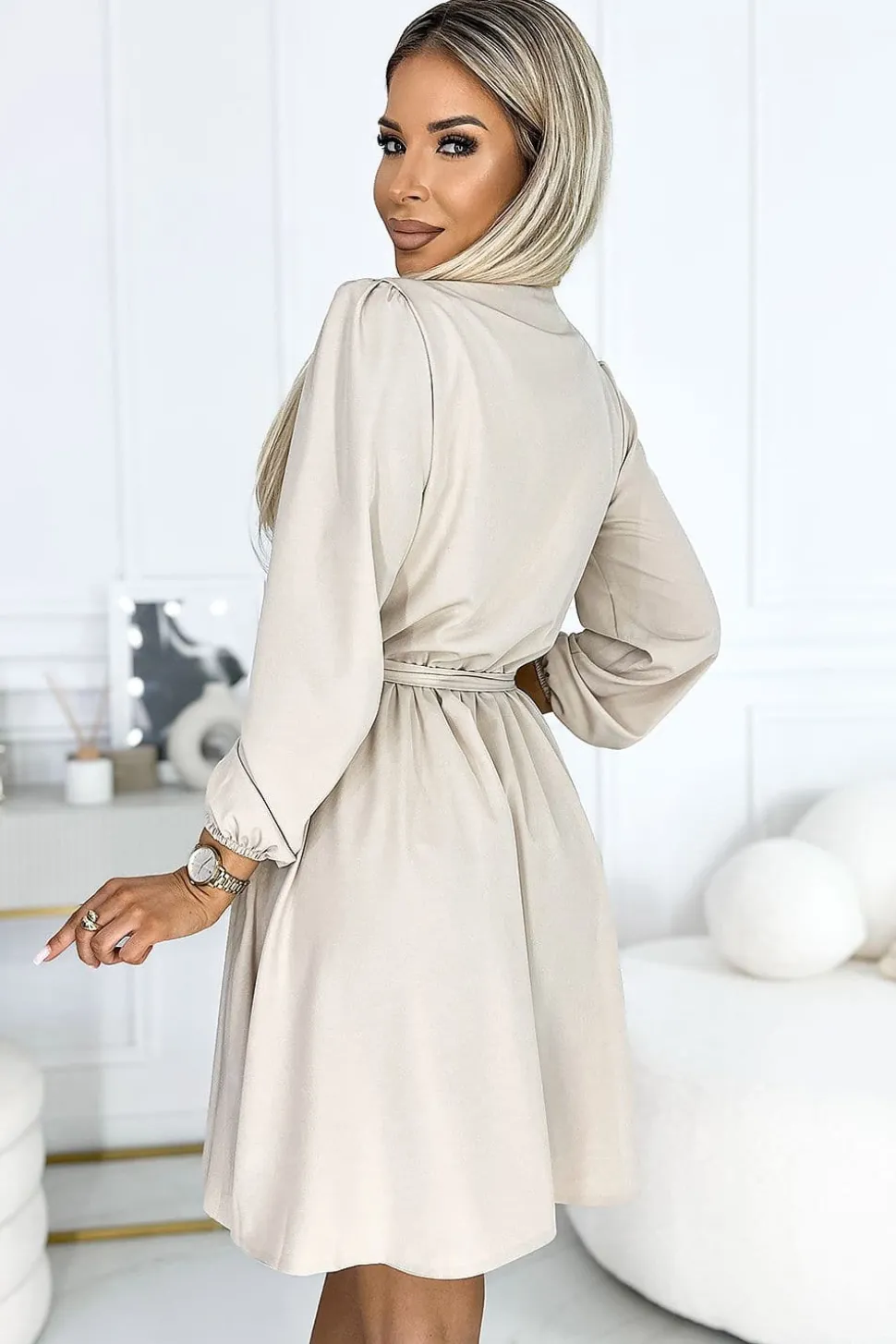 Robe de cocktail beige