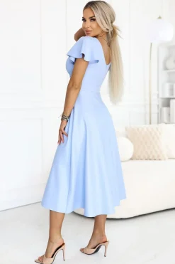 Robe de cocktail bleue midi manches courtes
