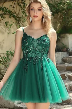 Robe de cocktail chic courte évasée