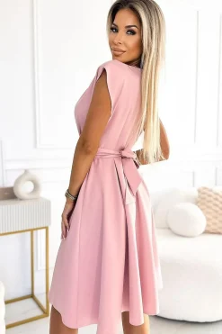 Robe de cocktail chic manches courtes