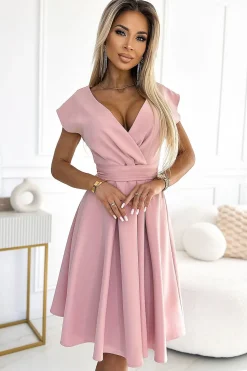 Robe de cocktail chic manches courtes