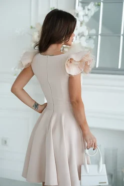 Robe de cocktail chic évasée courte