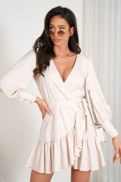 Robe de cocktail courte avec manches longues bouffantes