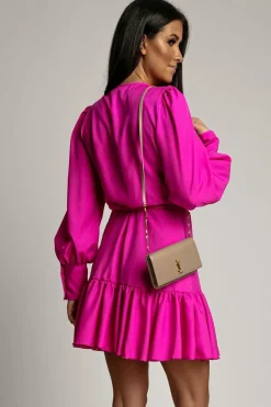 Robe de cocktail courte avec manches longues bouffantes