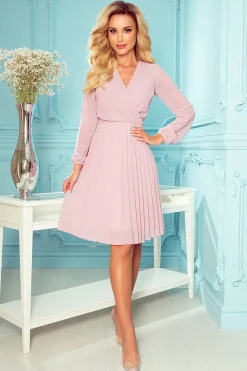 Robe de cocktail courte plissée manches longues