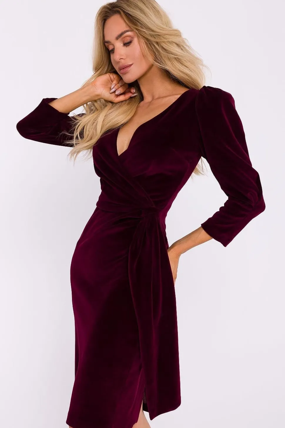 Robe de cocktail en velours manches longues