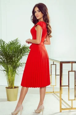 Robe de cocktail jupe plissée manches courtes