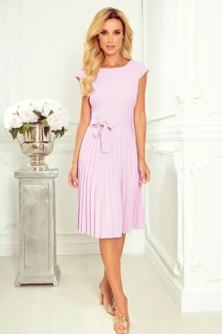 Robe de cocktail jupe plissée manches courtes