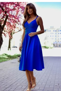 Robe de cocktail midi chic évasée