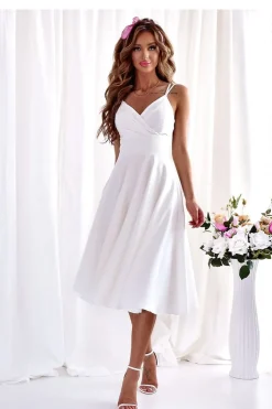 Robe de cocktail midi chic évasée