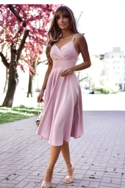 Robe de cocktail midi chic évasée