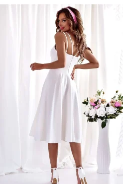 Robe de cocktail midi chic évasée