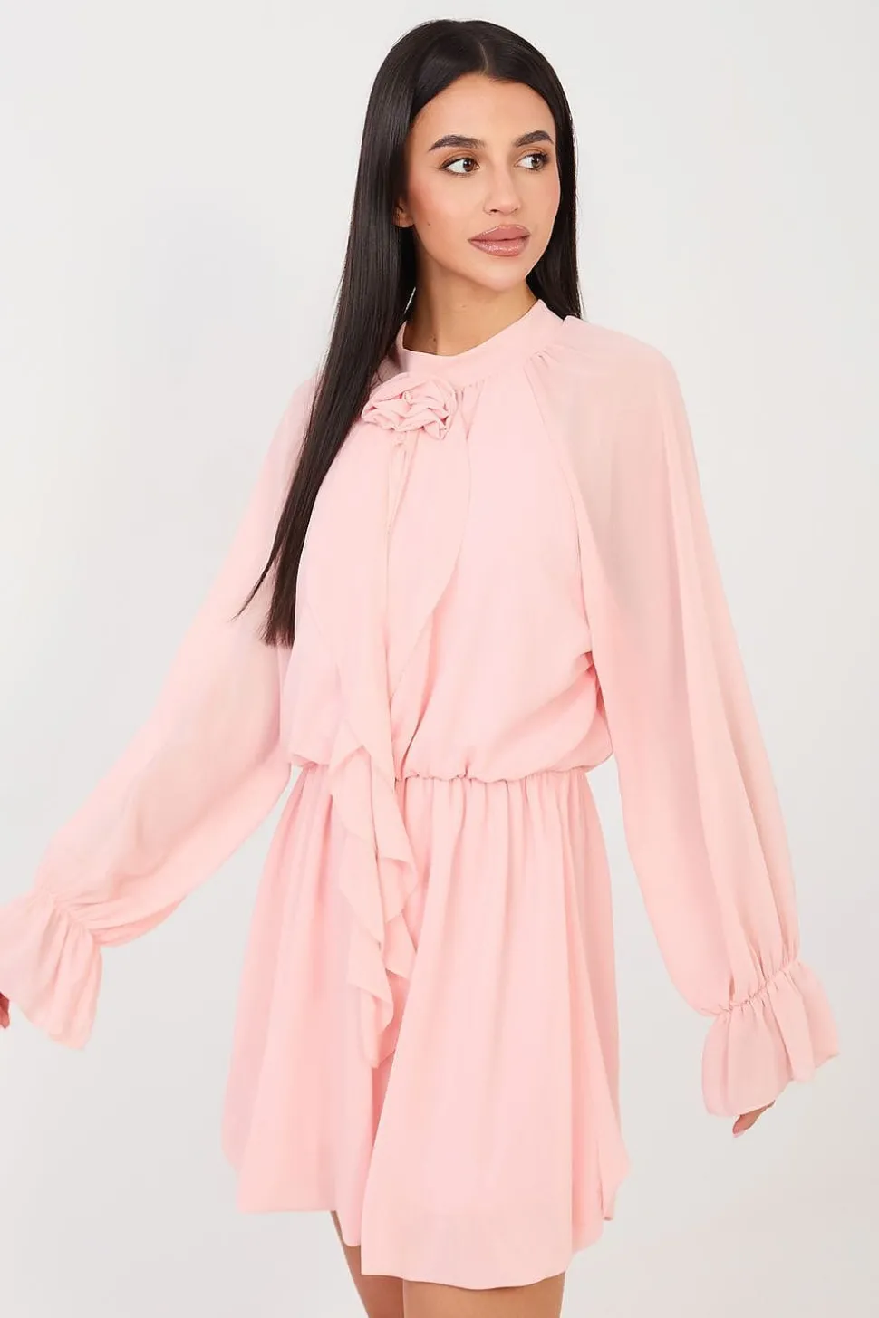 Robe de cocktail rose courte fluide