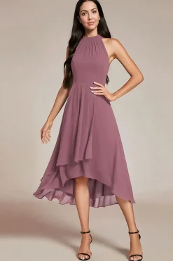 Robe de cocktail rose poudré fluide sans manches