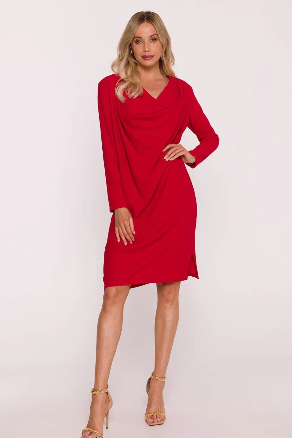 Robe de cocktail rouge manches longues