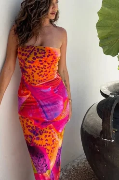 Robe de cocktail sexy longue épaules dénudées
