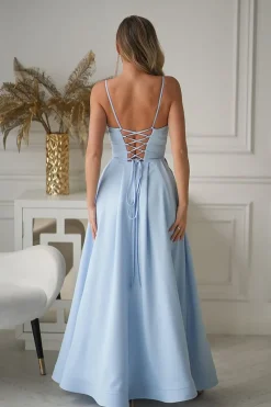 Robe de gala bleu ciel longue fendue