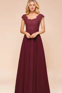 Robe demoiselle d'honneur avec appliqués en dentelle